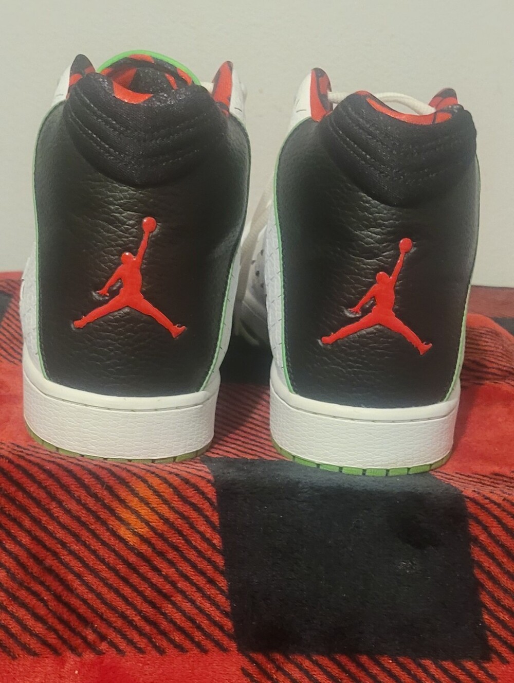 Jordan Illusion Premium 'White Green Pulse' sneakers - Picture 4 of 8